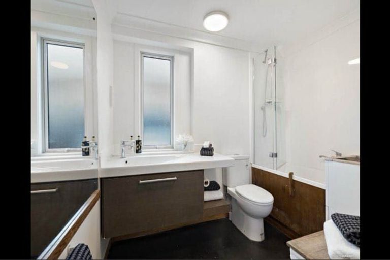 Photo of property in 314c Swanson Road, Henderson, Auckland, 0610