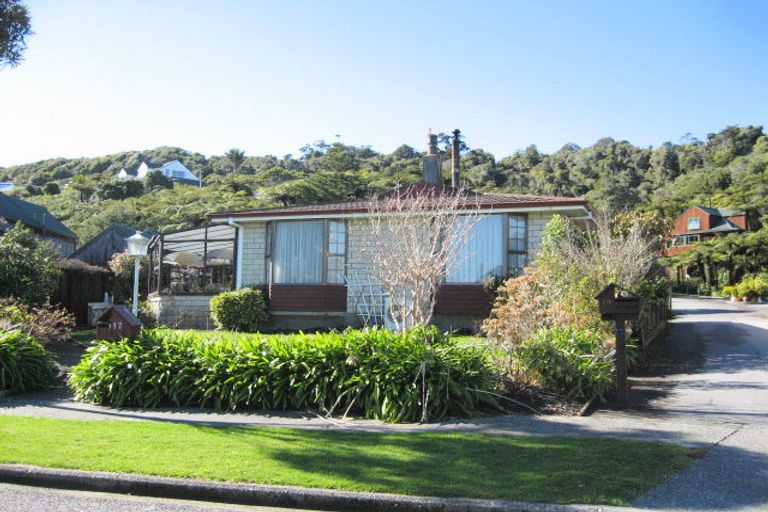 Photo of property in 17 Loris Place, Karoro, Greymouth, 7805