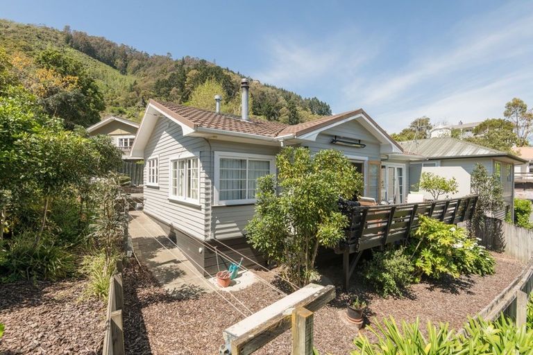 Photo of property in 62 Tukuka Street, Nelson South, Nelson, 7010