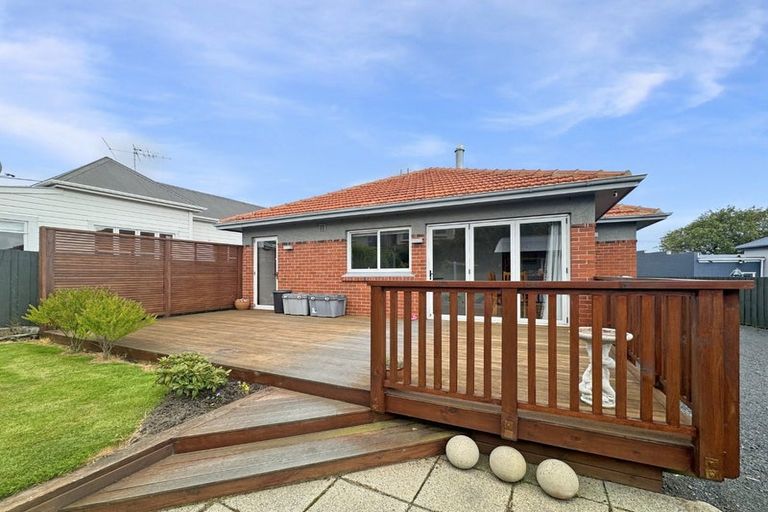 Photo of property in 29 Mornington Road, Balaclava, Dunedin, 9011