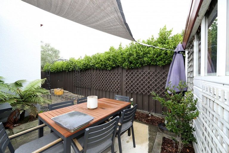 Photo of property in 9 Rutherford Road, Marewa, Napier, 4110