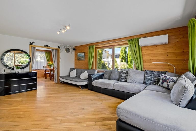 Photo of property in 2/52 Lochee Road, Upper Riccarton, Christchurch, 8041