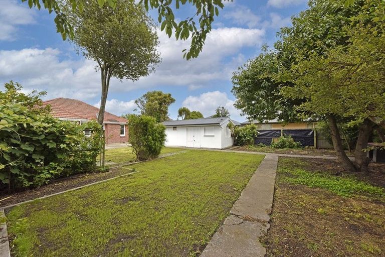 Photo of property in 56 Worthy Street, Ilam, Christchurch, 8041