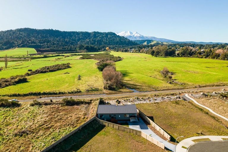 Photo of property in 66 Kowhai Crescent, Ohakune, 4625