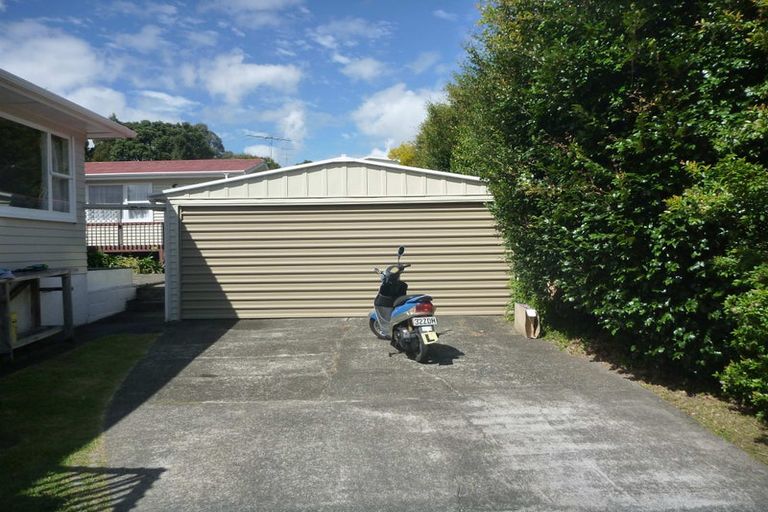 Photo of property in 15 Linwood Avenue, Forrest Hill, Auckland, 0620