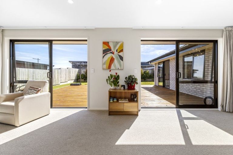 Photo of property in 13 Wai Terrace, Wharewaka, Taupo, 3330