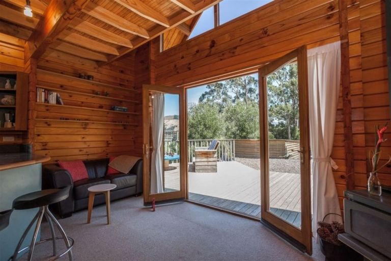 Photo of property in 484 Marine Drive, Charteris Bay, Lyttelton, 8971