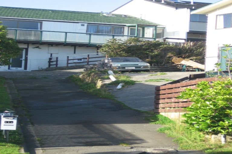 Photo of property in 2/11 Mervyn Place, Plimmerton, Porirua, 5026