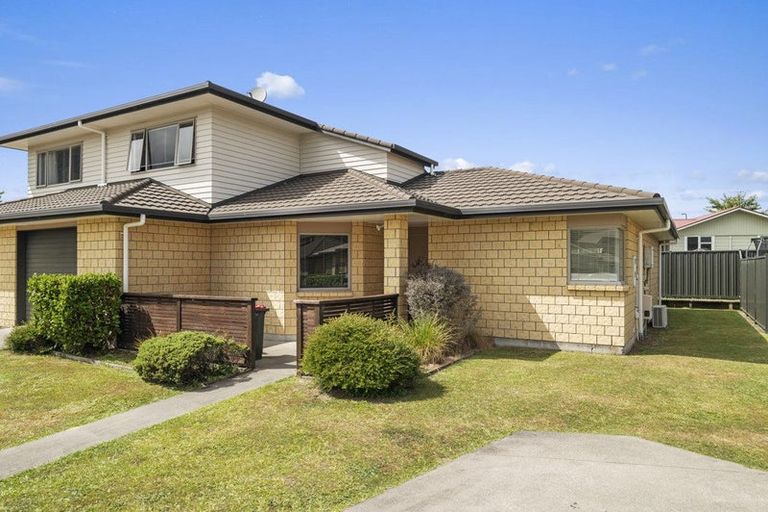 Photo of property in 46/64 Kawaha Point Road, Kawaha Point, Rotorua, 3010