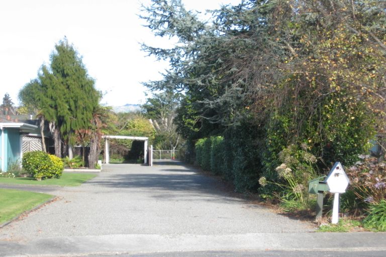 Photo of property in 17 Knights Grove, Otaki, 5512