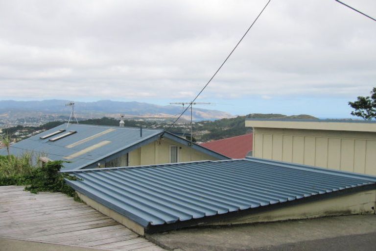 Photo of property in 11 Fortunatus Street, Brooklyn, Wellington, 6021