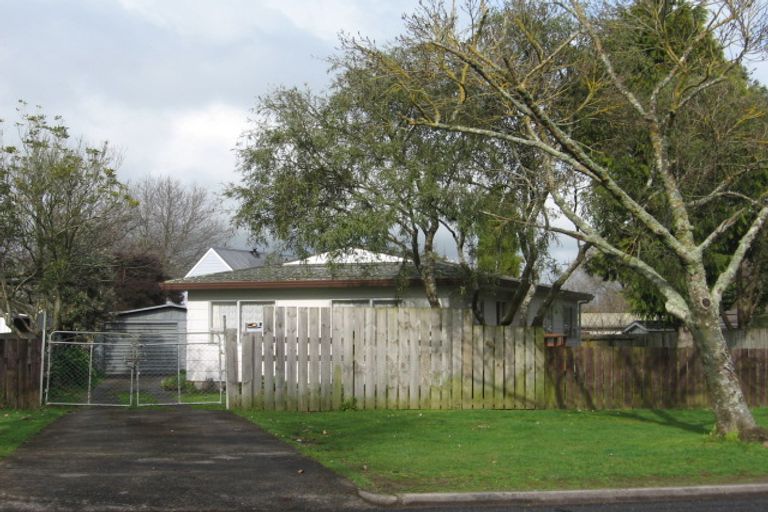 Photo of property in 4 Chantal Place, Red Hill, Papakura, 2110