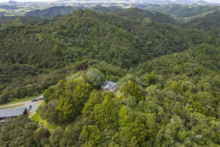 Photo of property in 37 Ngapuke Lane, Parua Bay, Onerahi, 0192