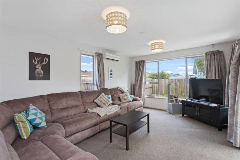 Photo of property in 114 Hay Street, Bromley, Christchurch, 8062