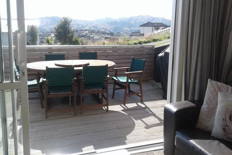 Photo of property in 7a Madeira Close, Whitby, Porirua, 5024