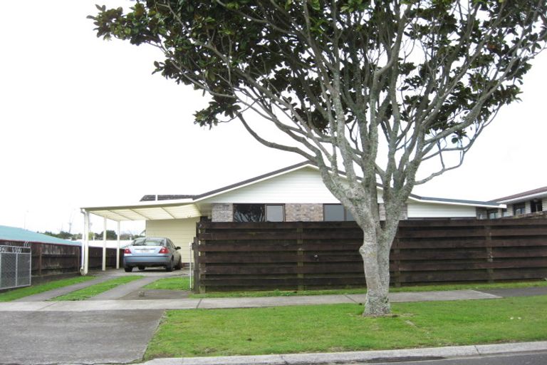 Photo of property in 30 Rahiri Street, Waitara, 4320