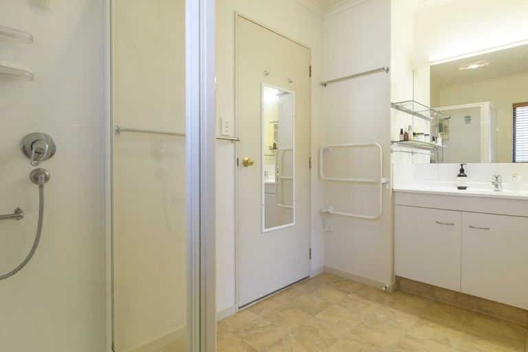 Photo of property in Orange Grove Village, 14/22 Pyes Pa Road, Pyes Pa, Tauranga, 3112