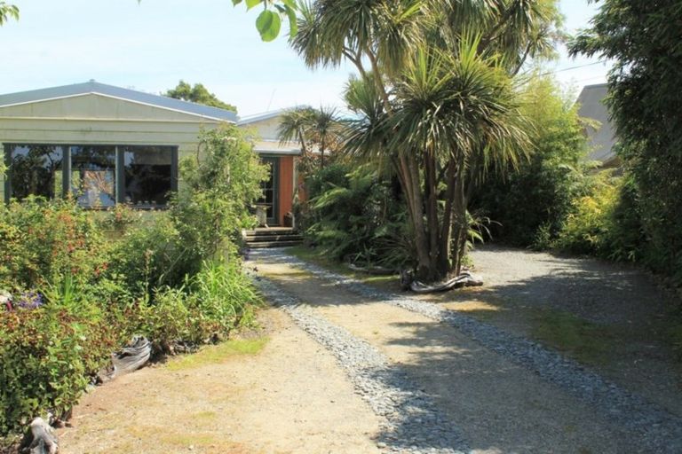 Photo of property in 12 Coates Street, Westport, 7825