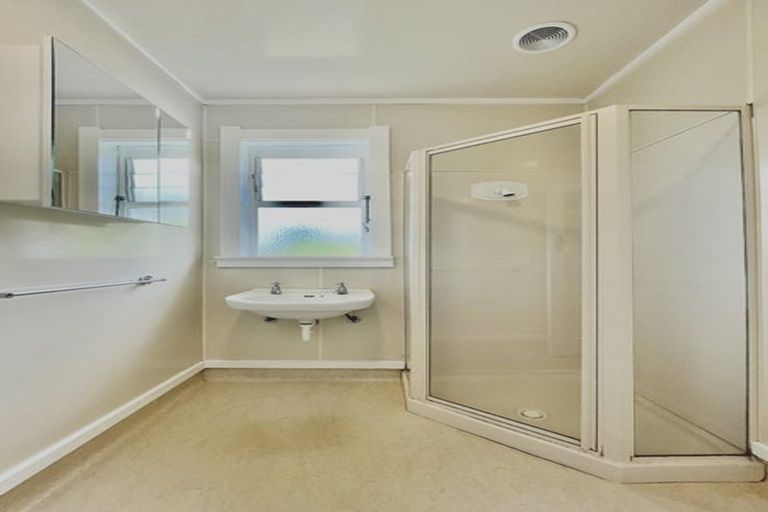 Photo of property in 45a-b Rawhiti Terrace, Kelburn, Wellington, 6012