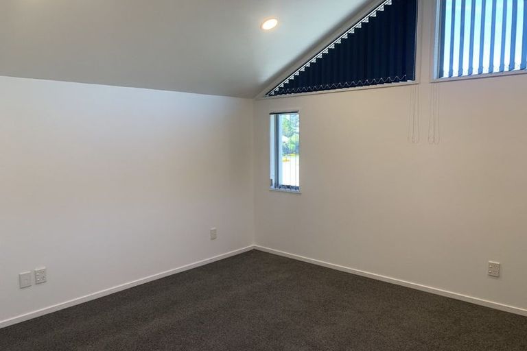 Photo of property in 7 Whitmore Street, Edgeware, Christchurch, 8013