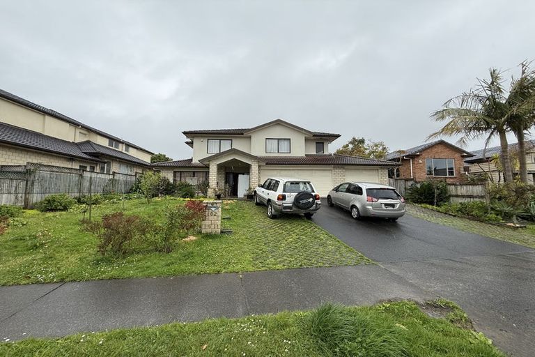 Photo of property in 102 Middlefield Drive, Flat Bush, Auckland, 2016