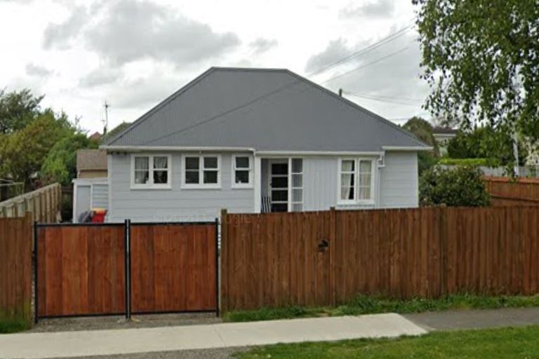 Photo of property in 577 Queen Street East, Levin, 5510