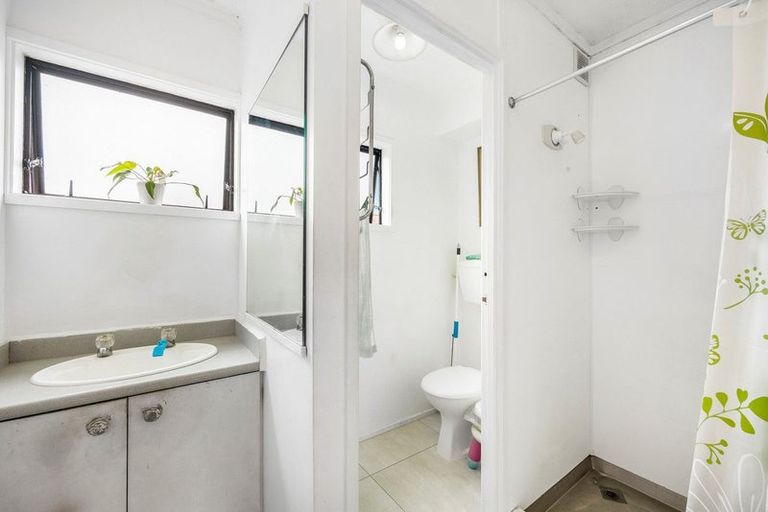 Photo of property in 3/24 Great South Road, Papakura, 2110