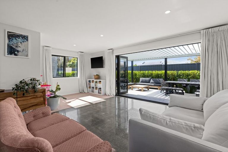 Photo of property in 140b Brookvale Road, Havelock North, 4130