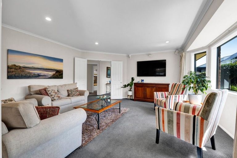 Photo of property in 115 Young Street, New Plymouth, 4310