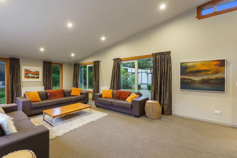 Photo of property in 150 Rangiuru Road, Otaki, 5512