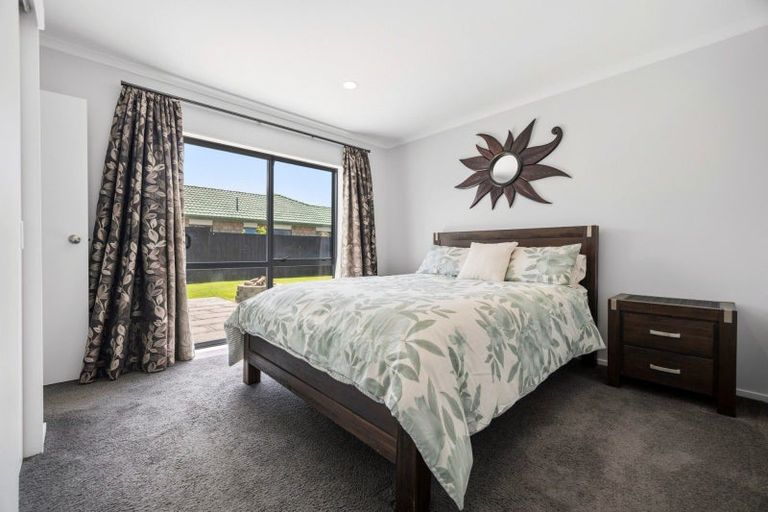 Photo of property in 8 Nicole Place, Papamoa Beach, Papamoa, 3118