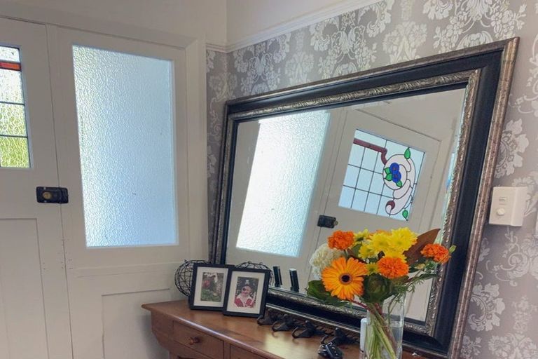 Photo of property in 28 Chamberlain Road, Karori, Wellington, 6012