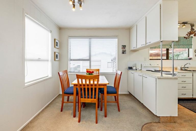 Photo of property in 440 Porchester Road, Randwick Park, Auckland, 2105