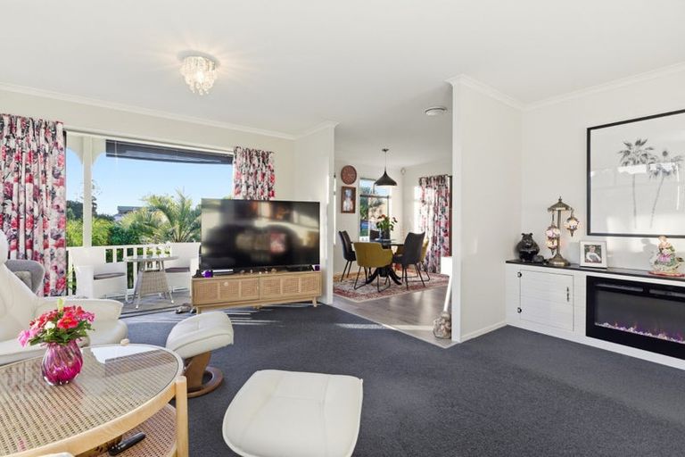 Photo of property in 2 Thornlea Drive, Welcome Bay, Tauranga, 3112