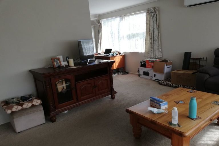 Photo of property in 13 Whitford Road, Howick, Auckland, 2014