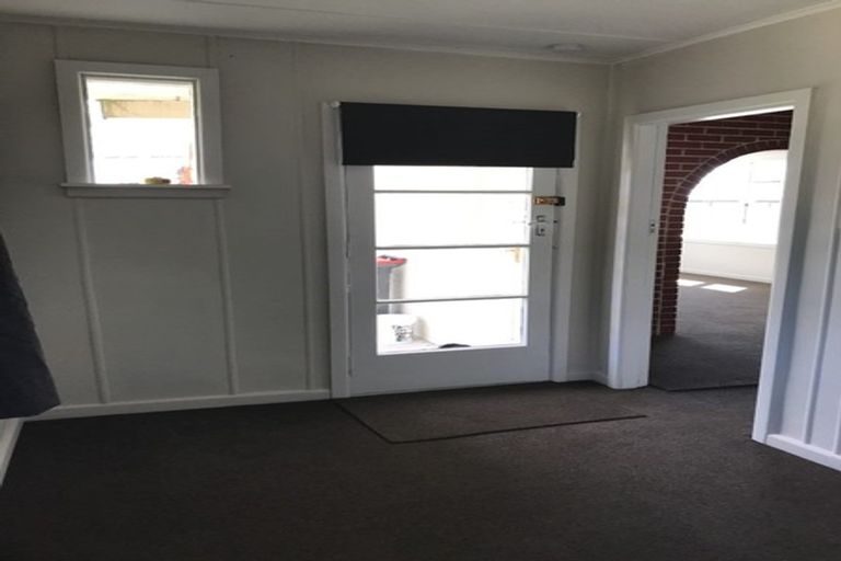 Photo of property in 51 Peer Street, Upper Riccarton, Christchurch, 8041