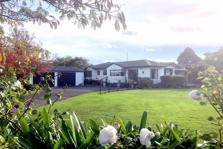 Photo of property in 6 Hatuma Road, Waipukurau, 4200