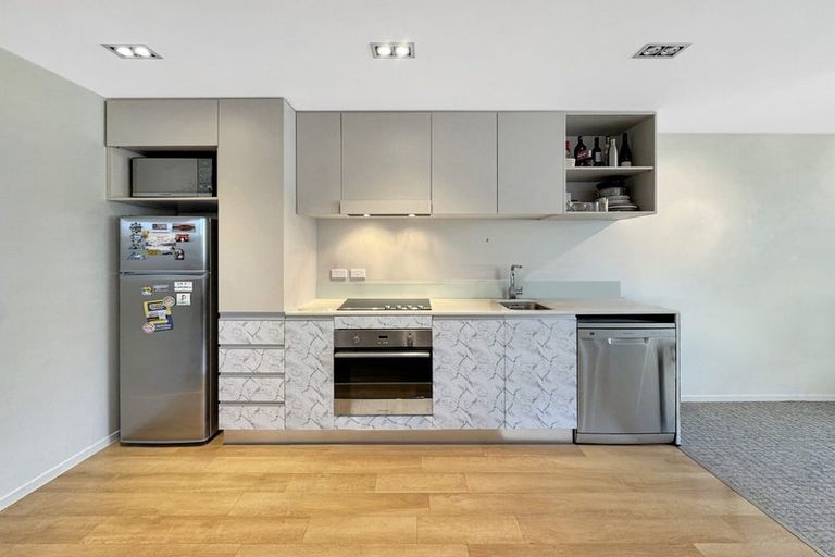 Photo of property in Masina Apartments, 306/80 Riddiford Street, Newtown, Wellington, 6021