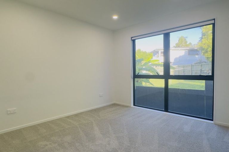 Photo of property in 10d Cantina Avenue, Bayview, Auckland, 0629
