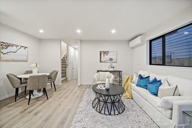 Photo of property in 8c Butterworth Drive, Glendene, Auckland, 0602