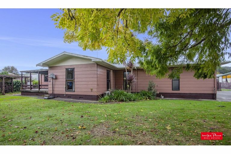 Photo of property in 1 Clark Street, Hikurangi, 0114