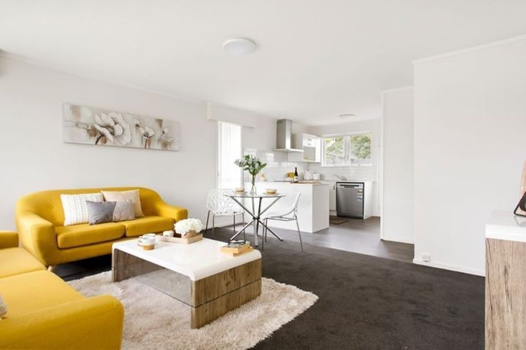 Photo of property in 2/208 Preston Road, Otara, Auckland, 2023