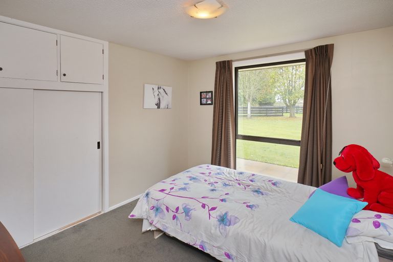 Photo of property in 617 Johns Road, Harewood, Christchurch, 8051