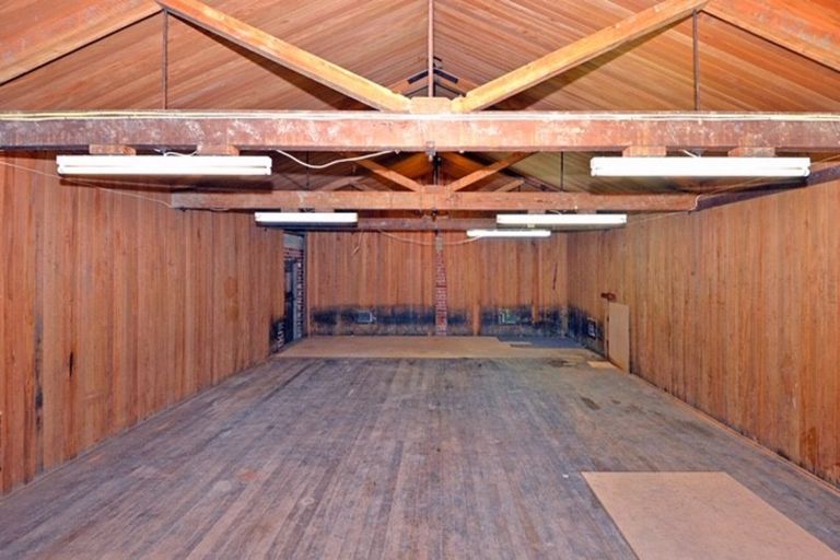 Photo of property in 328 Gladstone Road North, Mosgiel, 9092