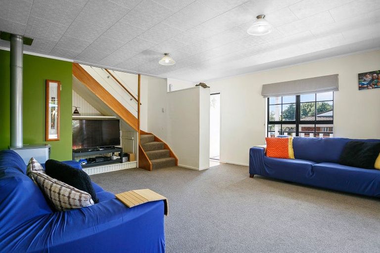 Photo of property in 45 Sheridan Crescent, Leamington, Cambridge, 3432