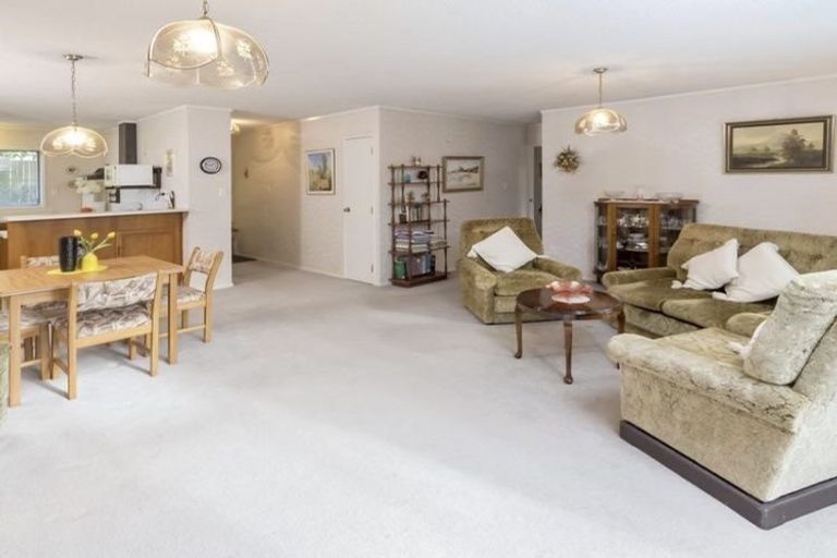 Photo of property in 1/8 Eastridge Court, Northpark, Auckland, 2013