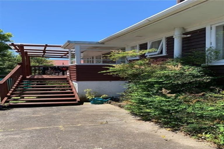 Photo of property in 23 Barbary Avenue, Kelston, Auckland, 0602