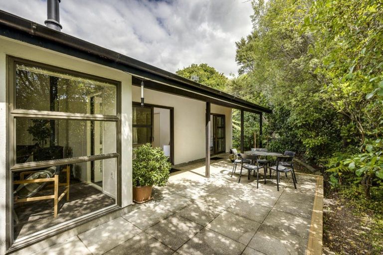 Photo of property in 34 James Cook Street, Havelock North, 4130