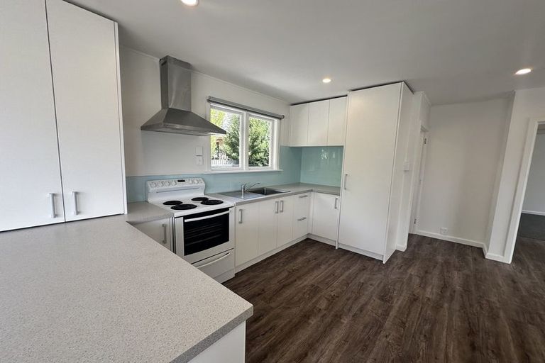 Photo of property in 34 Pembroke Street, Avondale, Christchurch, 8061