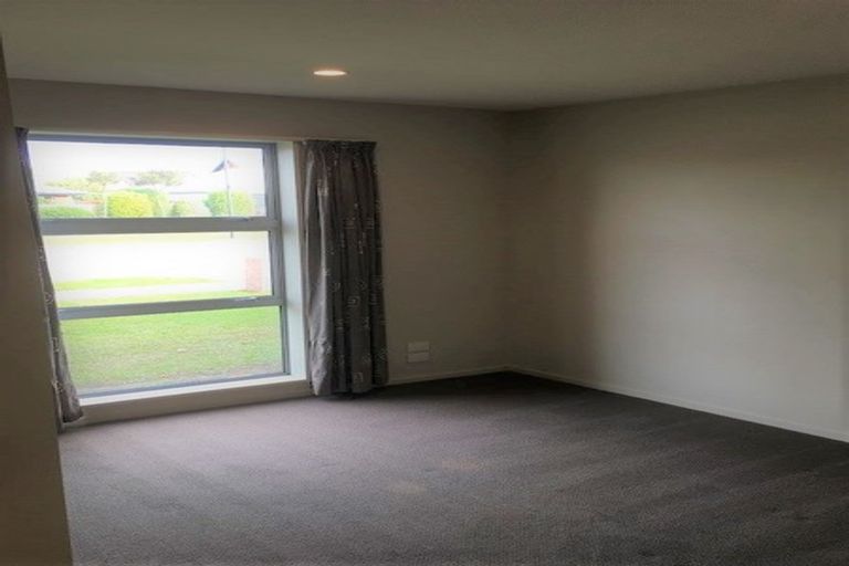 Photo of property in 48 Beechwood Drive, Northwood, Christchurch, 8051